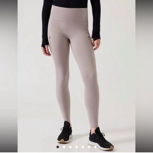 Athleta Rainier Tight Legging in Tinsel Purple Sz Lg NWOT